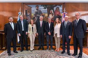 Kast fue a Argentina en busca de Daza para su equipo y economista reconoció: “Me ofrecieron algunos cargos”