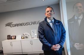 CorreosChile apuesta por la última milla con acuerdos con Banco Santander y Cenabast