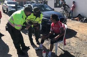 Nairo Quintana sufre accidente durante un entrenamiento