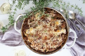 Macarrones con queso al ajo