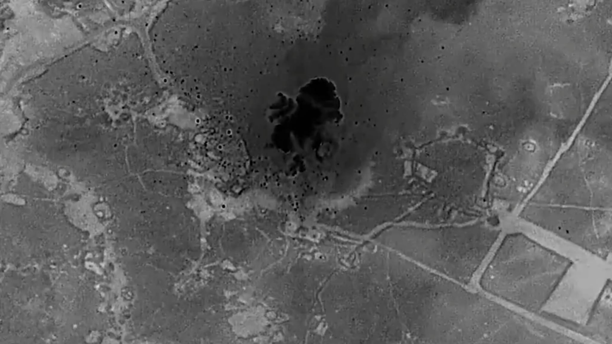 EE.UU. lanza nuevos ataques contra el Estado Islámico en Siria en respuesta a emboscada mortal