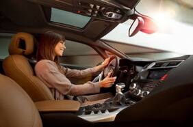 ¿En qué se fijan ellas a la hora de comprar un auto?