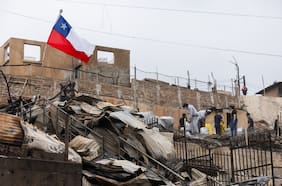 Ante pronóstico de lluvias en Biobío: Senapred hace llamado a damnificados de los incendios a refugiarse en albergues