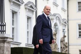 Aumenta presión sobre Scholz para celebrar rápido voto de confianza y convocar elecciones tras derrumbe de coalición