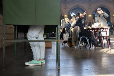 Votación en el Centro Cultural Estación Mapocho.