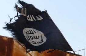 EE.UU. anuncia que mató a un importante financista del Estado Islámico en incursión en Siria