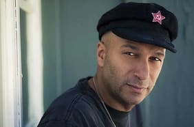 “Gran héroe e inspiración mía”: Tom Morello dedica palabras a Chile en el 51 aniversario del golpe de 1973