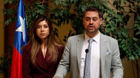 Manouchehri y Cicardini ingresan denuncia a la Fiscalía tras vinculación de diputado Araya en trama bielorrusa