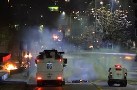 Gobierno modifica ley antibarricadas para penalizar cortes parciales, incluso en el Metro y eliminar el requisito de violencia