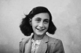 Se revela uno de los grandes enigmas del siglo XX: ¿quién fue el delator de Ana Frank y su familia?