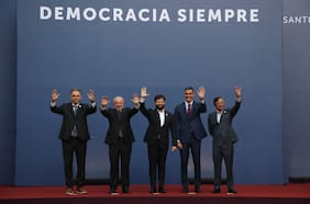 Democracia de cartón