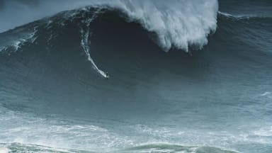 Cómo fue la ola gigante más extrema en la historia del Océano Pacífico que se ha registrado