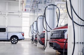 Ford reconoce pérdidas millonarias en su división eléctrica y redefine su estrategia hacia la asequibilidad