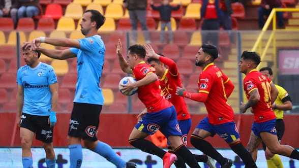 Los clubes que pueden descender de prosperar la ofensiva legal de Unión Española y Deportes Iquique