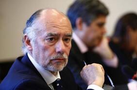 Flores (DC) lamenta muerte de su madre y llama al oficialismo a que “no se bajen del carro” de la reforma de pensiones