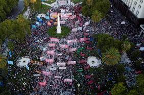 Argentina: El recurrente fantasma del FMI y su impacto en la política transandina