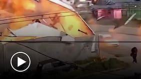 Gran explosión destruye una casa en Punta Arenas y deja una persona con graves quemaduras