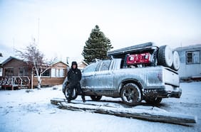 La aventura de Claudio Iturra cuando durmió dos meses en una camioneta en la Patagonia