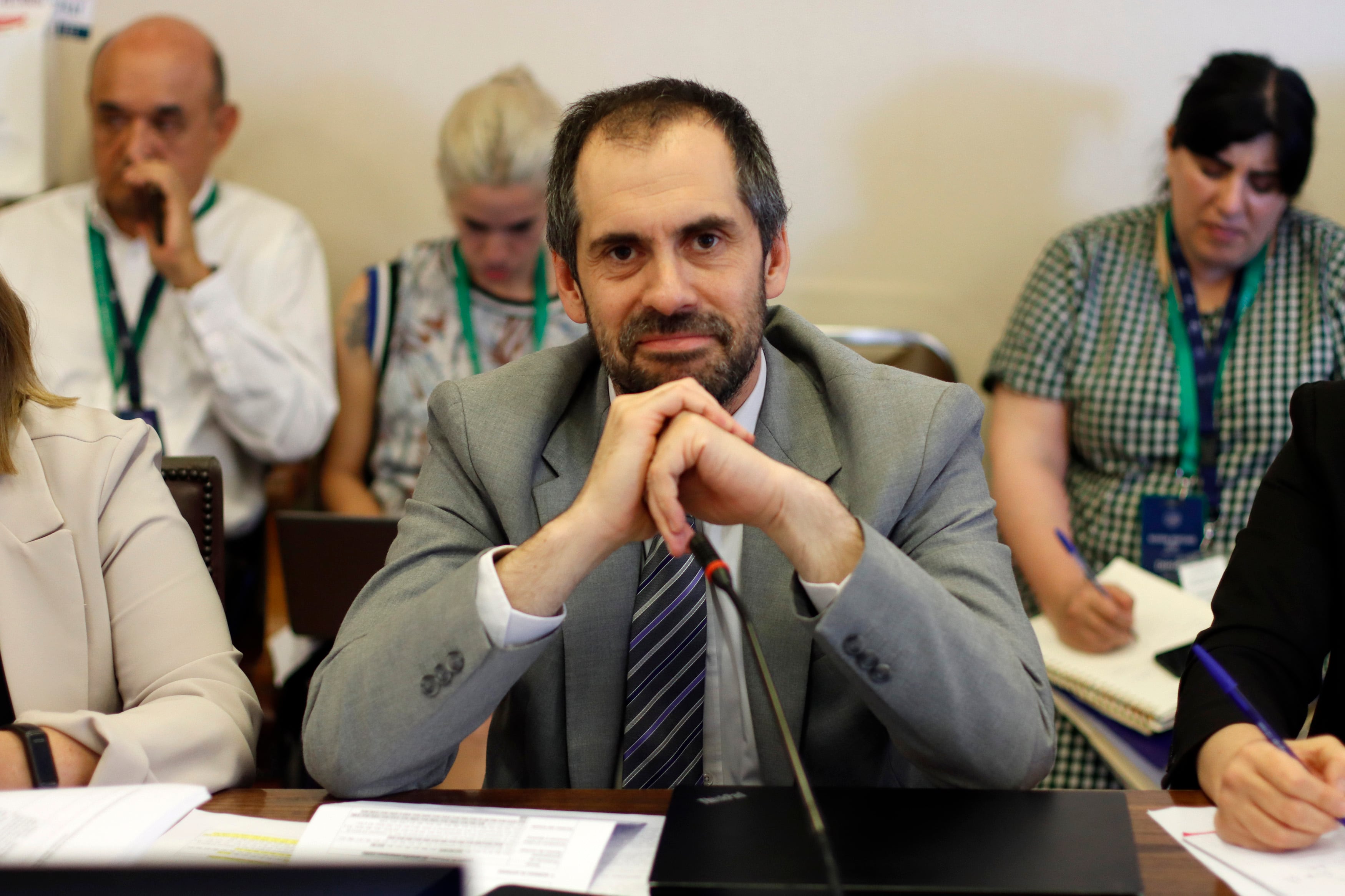 Pese a reparos de Chile Vamos: republicanos y Libertarios se niegan a soltar a Grau y confirman presentación de AC