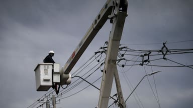 Las 10 comunas de la RM con corte de luz programado para este viernes