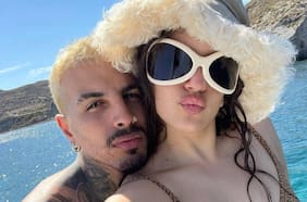 Rosalía y Rauw Alejandro: historia total de un romance entre canciones, tatuajes y besos apasionados