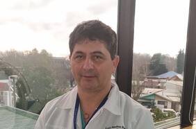 Luis Medina, presidente del Colmed Los Ángeles: “El proyecto de nueva Constitución es una lista de deseos interesante”