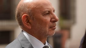 Comando de Jara suma al senador Juan Luis Castro (PS) como vocero en temas de salud