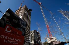 Venta de propiedades nuevas a agosto sube 13% impulsada por unidades con subsidio