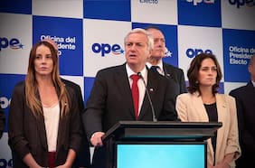 Kast mantiene presentación de su gabinete para mañana y evita criticar a Boric por gestión en incendios