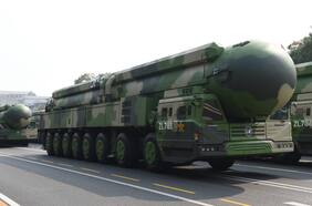 Por qué China lanzó un misil balístico intercontinental hacia aguas del océano Pacífico