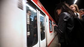 Metro de Santiago reporta estaciones sin servicio en la Línea 1