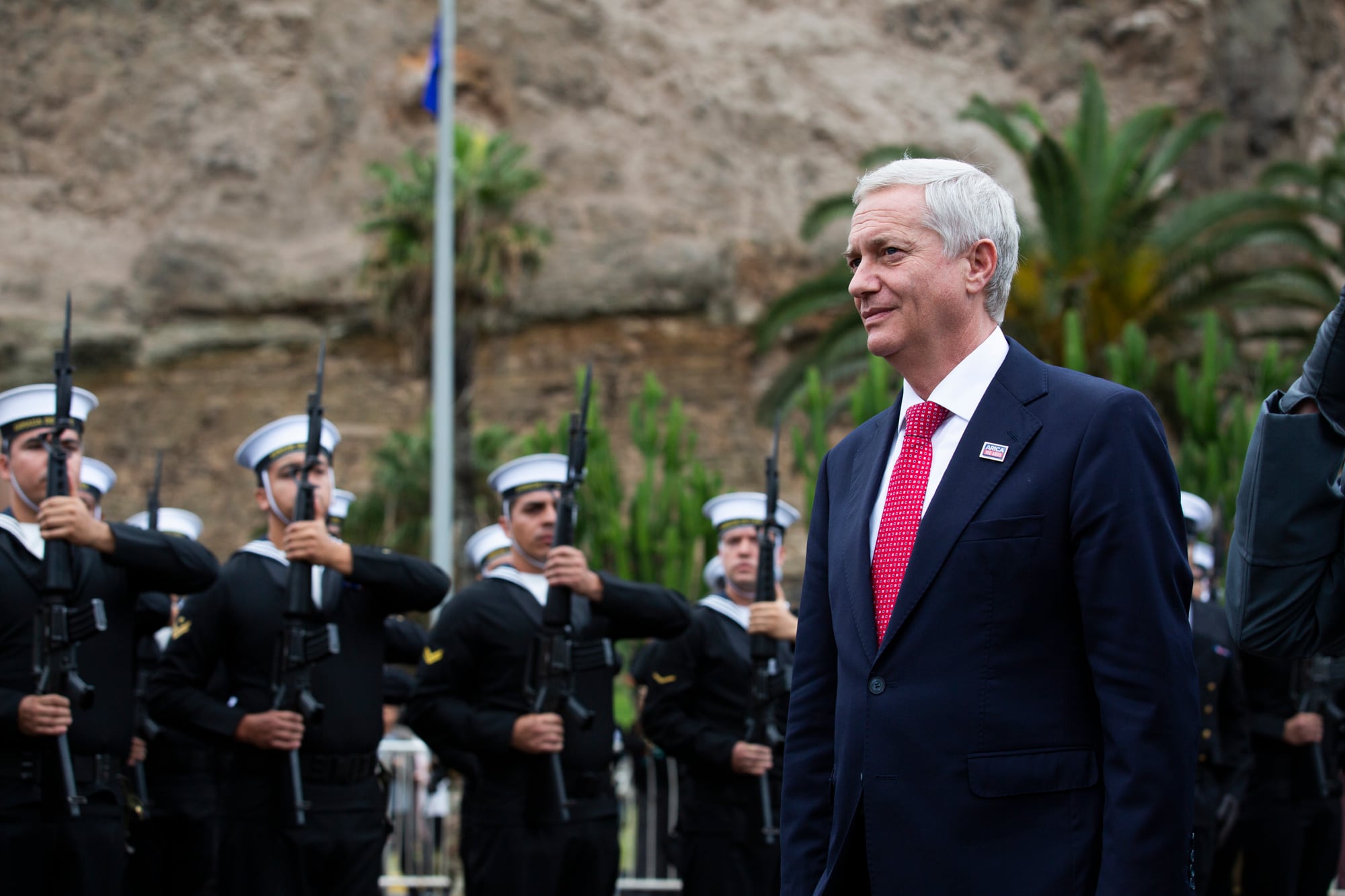 Criteria: aprobación del Presidente Kast se mantiene en 39% y desaprobación baja levemente a 52%