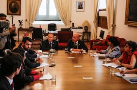 Gobierno advierte medidas “muy dolorosas” por la situación fiscal de Chile y da plazo para propuesta al Mepco