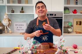 Húmedo y bien especiado: la receta de pan de Pascua infalible del chef Álvaro Barrientos
