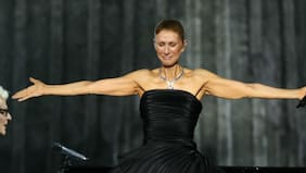 Llanto, karaoke y Michelle Obama en el público: el conmovedor regreso de Céline Dion, la cantante que pudo perder la voz