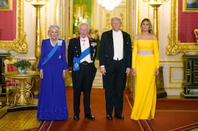 Carlos III elogia el “compromiso” de Trump con la paz en cena de gala en el Castillo de Windsor