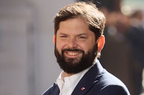 Los planes de Boric para su posnatal: estar en familia, viajar a votar a Punta Arenas y mantener coordinación con ministros