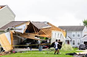 Siete tornados tocan tierra en estado de Michigan y ya dejan cinco muertos