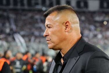 Almirón, en el partido entre Colo Colo y Fortaleza