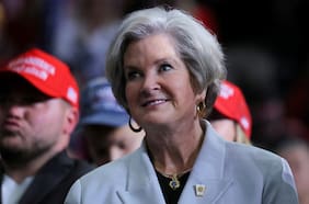 Quién es Susie Wiles, la “doncella de hielo” y jefa de gabinete de la Casa Blanca de Trump