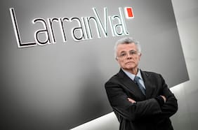 Leonardo Suárez: “El riesgo es que Chile se transforme en Grecia o en la Argentina kirchnerista, con políticos que no ven la bola de nieve fiscal que viene”
