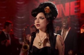 “Una actuación magistral”, “demasiado cautelosa”: la cinta sobre Amy Winehouse divide a la crítica