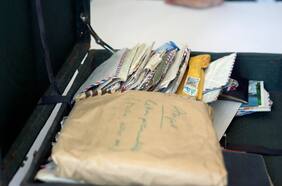 Un tesoro: Museo Violeta Parra y U. de Chile dan a conocer histórico archivo de Ángel Parra