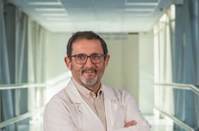 Mauricio Cuello, investigador: “No debiésemos ver cáncer cervicouterino; refleja el fracaso de la política pública”