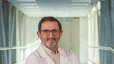 Mauricio Cuello, investigador: “No debiésemos ver cáncer cervicouterino; refleja el fracaso de la política pública”