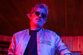 Encuentran muerto en su domicilio al DJ francés Kavinsky, reconocido por su éxito “Nightcall”