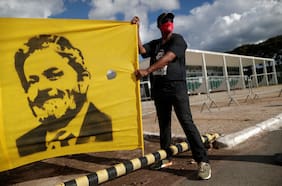 Habilitación de Lula redibuja mapa electoral en Brasil y complica a candidatos de centro