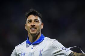 El otro clásico que se vivirá en el Monumental: Lucero busca impedir que Zampedri quede en la historia del fútbol chileno