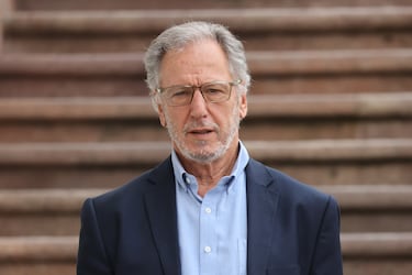 Álvaro García responde a las generadoras eléctricas por cuentas de la luz