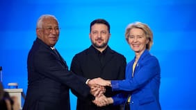 La UE aprueba el préstamo de 90.000 millones de euros a Ucrania y nuevas sanciones a Rusia tras dos meses de veto húngaro